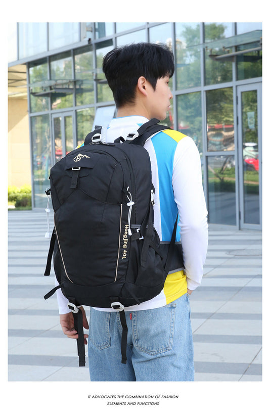 Mochila de Senderismo Impermeable para Hombre con Capacidad Deportiva - Image 23