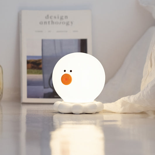 Lámpara Nocturna LED Pulpo de Silicona con Sensor Táctil y Puerto USB - Image 4