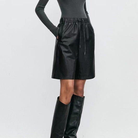 Shorts de Cuero con Cintura Elástica - Casual Versátil para Mujer - Image 12