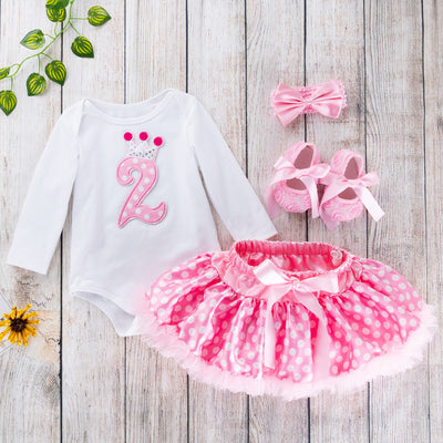 Conjunto Profesional de Falda y Blusa a Lunares - Image 20