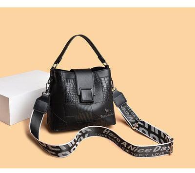 Bolso Personalizado Elegante y Minimalista - Image 6