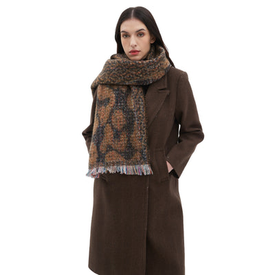 Bufanda Corta Estampado Leopardo Unisex - Diseño Europeo y Americano - Image 4