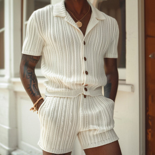 Conjunto Casual con Patrón Vertical - Camisa Slim con Solapa y Shorts