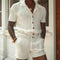Conjunto Casual con Patrón Vertical - Camisa Slim con Solapa y Shorts