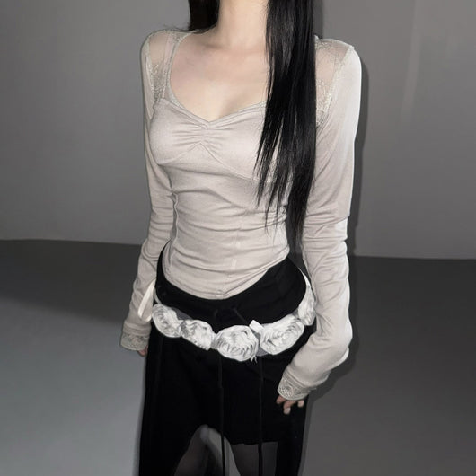 Blusa Elegante de Encaje Transparente con Cuello Cuadrado y Manga Larga - Image 4