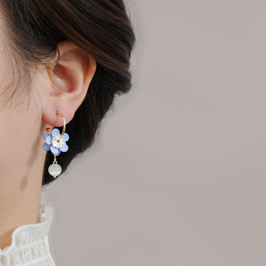 Aretes de Flores con Ópalo Suave y Tendencia