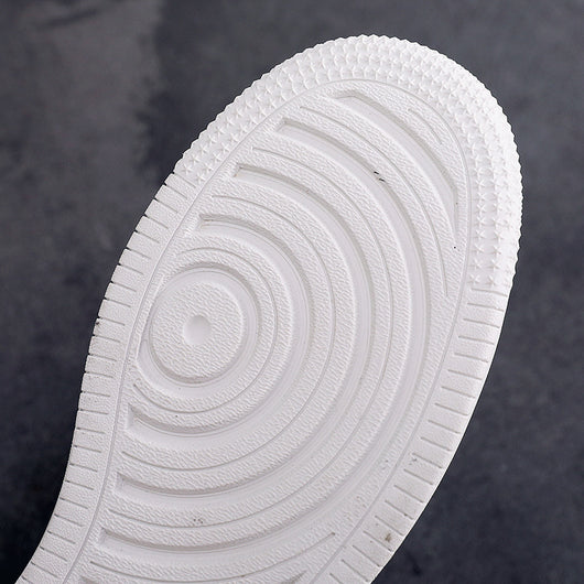 Zapatillas Blancas con Costuras de Goma Elevadas Doble Capa - Image 8