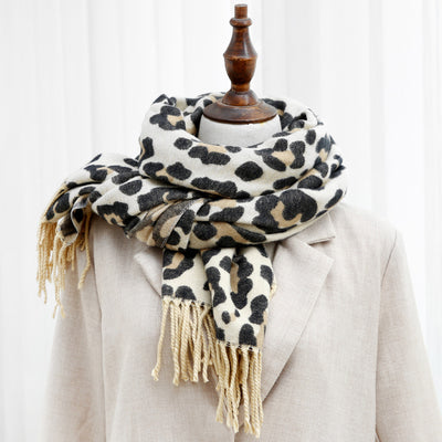 Bufanda Estampado Leopardo Doble Cara con Borlas Gruesas - Cashmira Premium