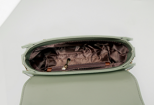 Bolso Mensajero de Cadena Dorada para Mujer - Versátil y Moderno - Image 6