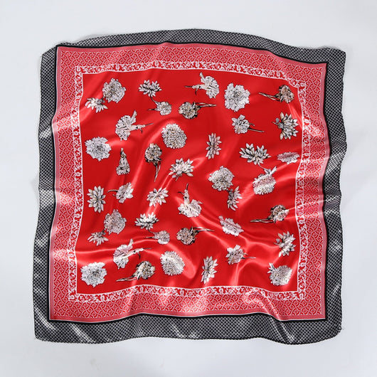 Pañuelo Satinado Cuadrado para Trabajo y Negocios - Image 13
