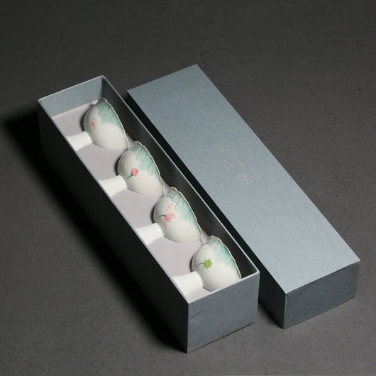 Taza de Té Porcelana con Loto Pintado a Mano - Caja de Regalo