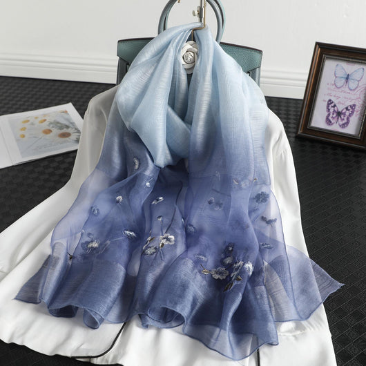 Pashmina de Seda y Lana con Bordado Degradado - Protección Solar - Image 6