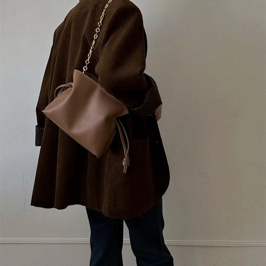 Bolso Bandolera de Cuero Vacuno Tipo Bucket para Mujer