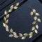 Diadema Elegante con Detalles de Oro y Plata