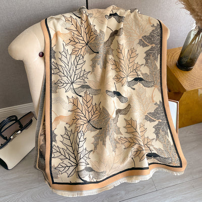 Elegante Pashmina Artificial para Mujer con Estampado de Hojas de Arce - Image 4