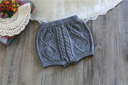 Conjunto de Dos Piezas para Bebé: Cardigan Tejido y Shorts - Image 8