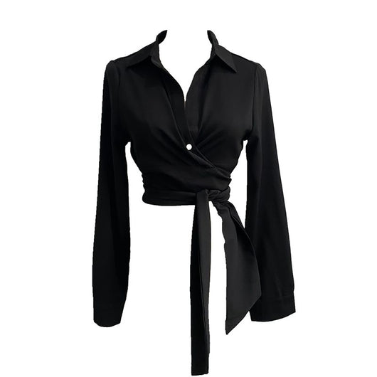 Blusa Crop Top Negra con Lazo, Cuello en V y Ajuste Slim - Image 3