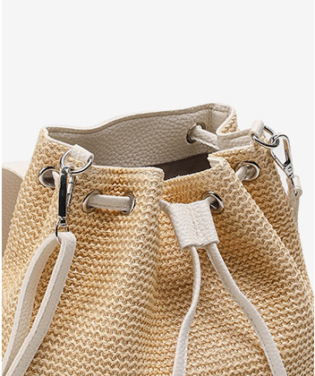 Mochila de Viaje Compacta para Mujer - Bolso Tejido de Paja - Image 5