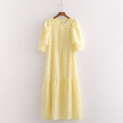Vestido de Verano para Mujer con Cuello Redondo y Detalles Florales - Image 2