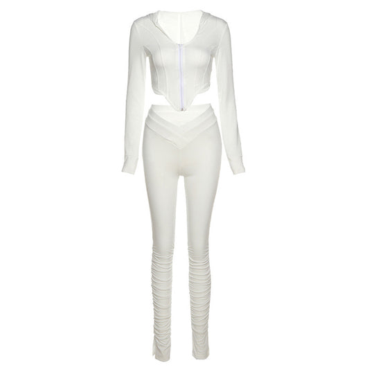Conjunto Deportivo con Capucha y Pliegues - Image 10