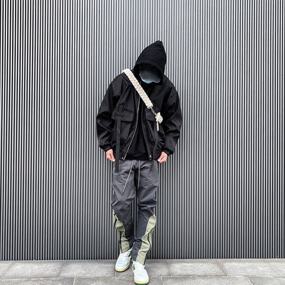 Impermeable de Nylon con Bolsillos Amplios y Detalles Decorativos - Image 9