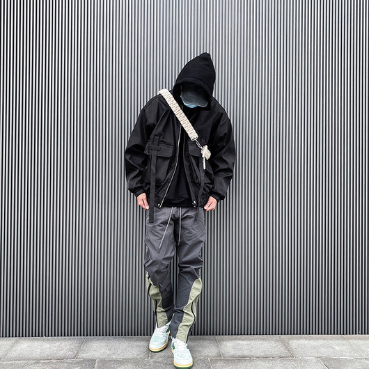 Impermeable de Nylon con Bolsillos Amplios y Detalles Decorativos - Image 9