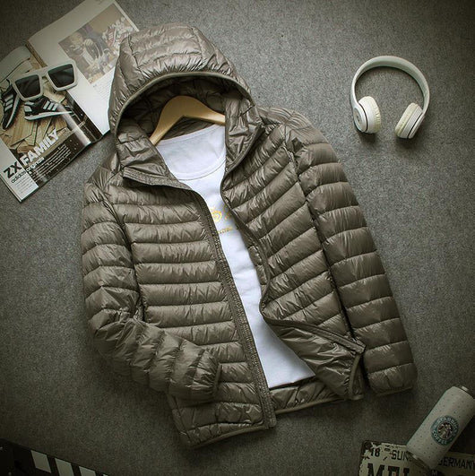 Chaqueta Acolchada Ultraligera con Capucha y Cuello Parado para Hombre - Image 43