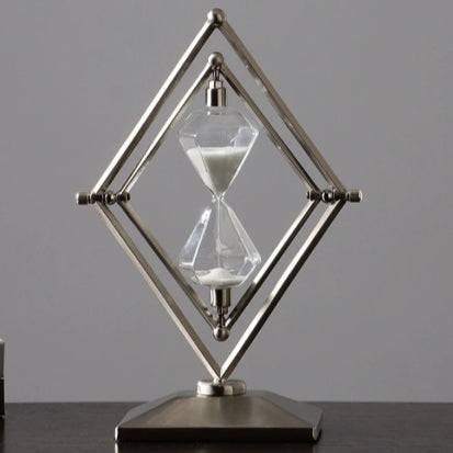 Reloj de Arena Decorativo con Estructura Metálica