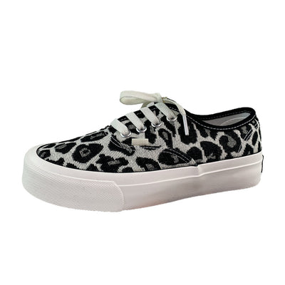 Tenis Casuales con Estampado de Leopardo Coreano en Negro y Blanco