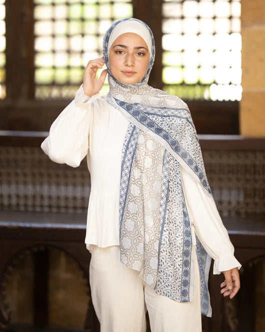 Pañuelo Hijab de Satén Estampado - Image 11