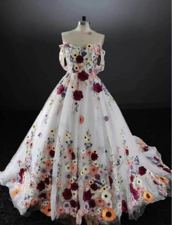 Vestido de Fiesta Floral Elegante con Detalles en Yarn - Image 7