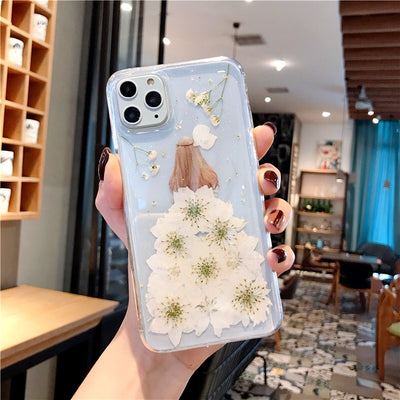 Funda Protectora para Teléfono con Flores Preservadas en Resina Epoxi - Image 3