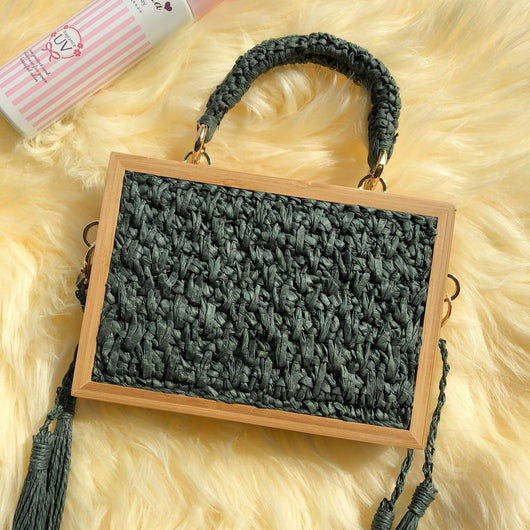 Bolsa de Paja con Marco de Madera - Image 3