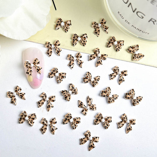 Accesorios de Uñas con Moño Leopardo Maillard - Image 23