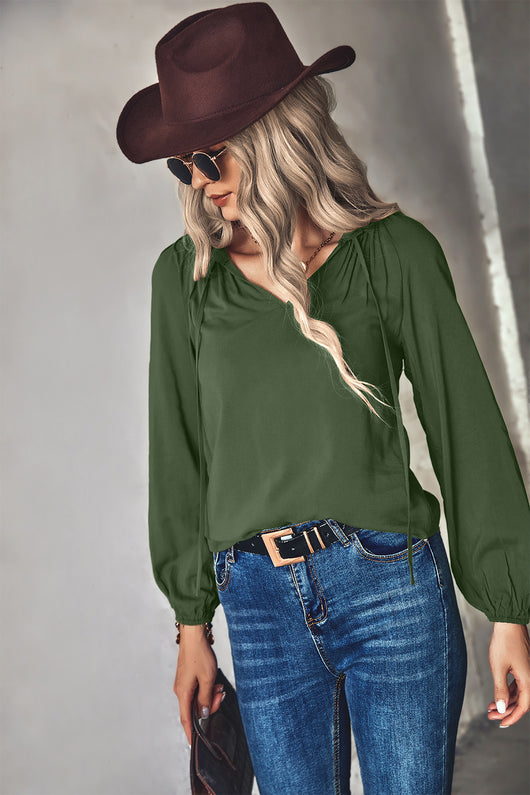 Blusa Escote V Manga Larga Color Liso - Diseño Elegante y Versátil - Image 5