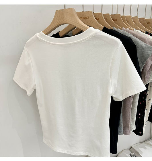 Blusa Cropped con Estampado de Moños - Image 7