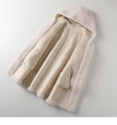 Abrigo Cálido de Lana de Cordero con Capucha para Mujer - Image 11