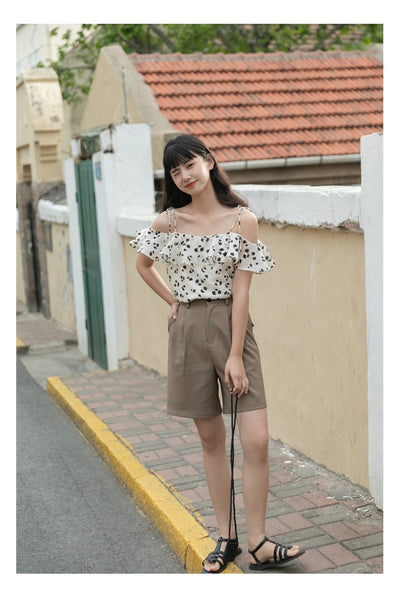 Blusa Corta de Verano con Tirantes en Gasa Ligera - Image 13