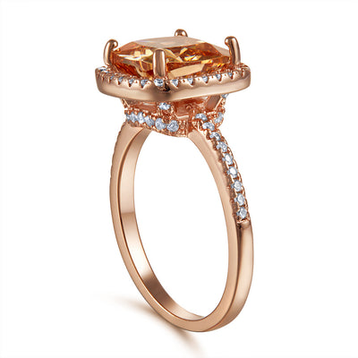 Anillo de Boda Oro Rosa con Diseño Minimalista y Detalle Exagerado de Rosa - Image 10
