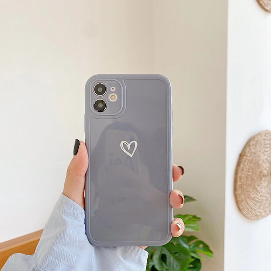 Funda para teléfono pintada a mano con diseño de amor - Image 6