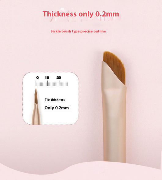 Pincel Delineador Curvado con Cerdas Suaves - Maquillaje de Ojos y Rubor - Image 11