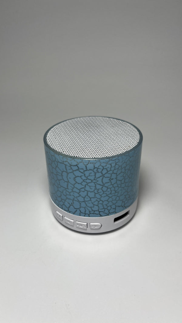 Parlante Bluetooth Portátil A9 Mini con Subwoofer y Luz LED