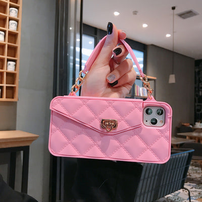 Funda Protectora 2 en 1 con Monedero y Cadena para iPhone - Image 10