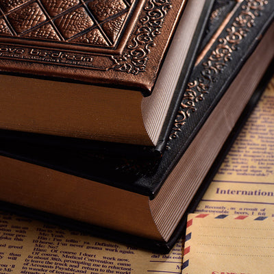 Libreta de Cuero Sintético Grabado en Relieve - Grosor Premium - Image 3