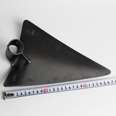 Azada Triangular Minera Multiusos con Punta de Lanza - Image 7
