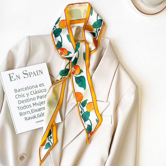 Pañuelo de Seda Estampado con Frutas - Diseño Largo y Elegante para Mujer