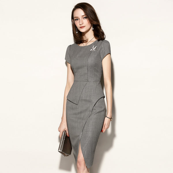 Vestido Entallado Femenino con Diseño de Cadera Ajustada