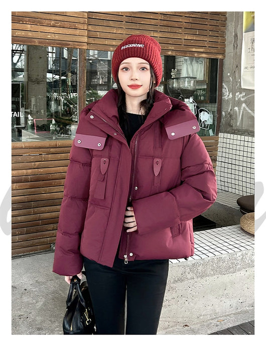 Chaqueta Corta Acolchada con Capucha para Mujer - Image 23