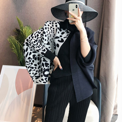 Abrigo Estampado Animal Print Talla Grande Plisado Ajustable Manga Larga