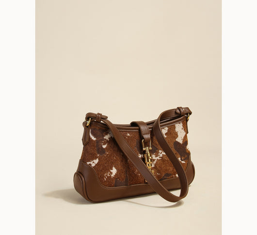 Bolso Bandolera Axilar para Mujer con Diseño Asimétrico - Image 3